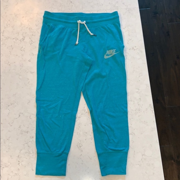 2 pair of Nike jogger cotton pants - Picture 3 of 6